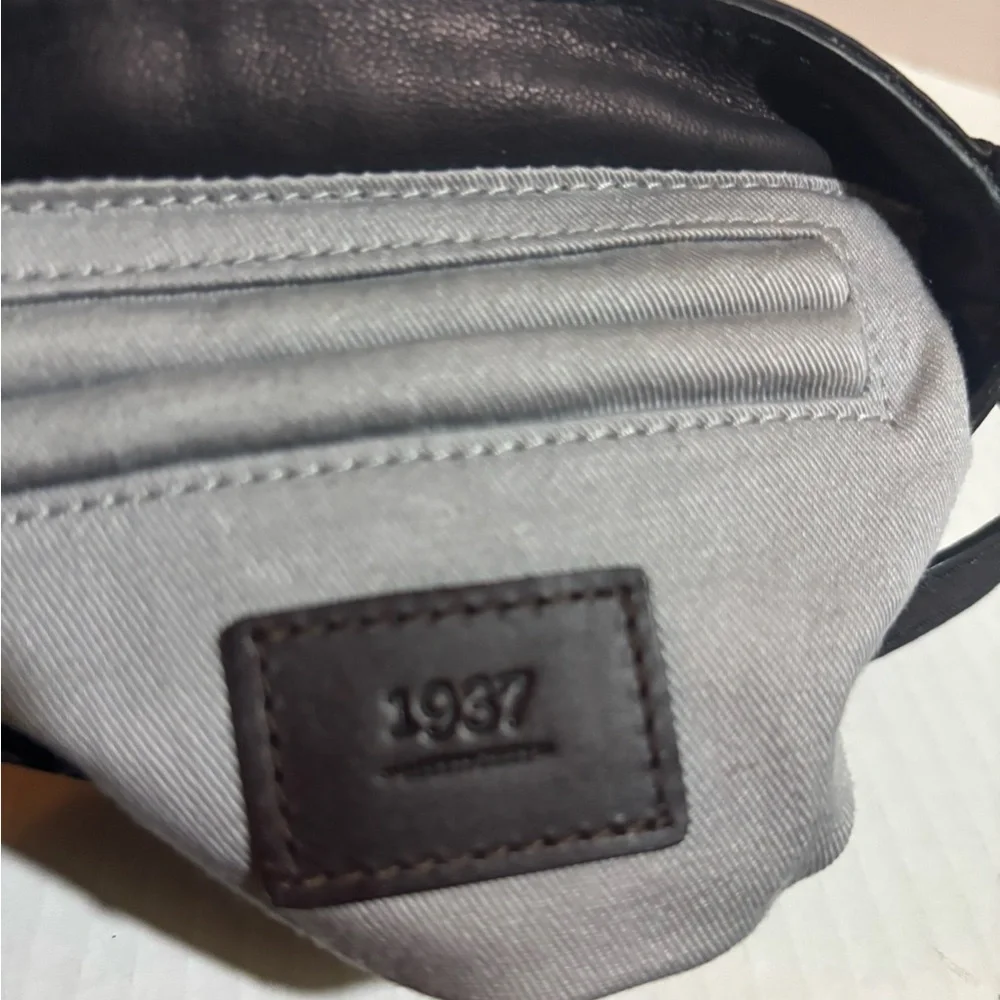 Madewell 1937 Elegant Black Crossbody Bag